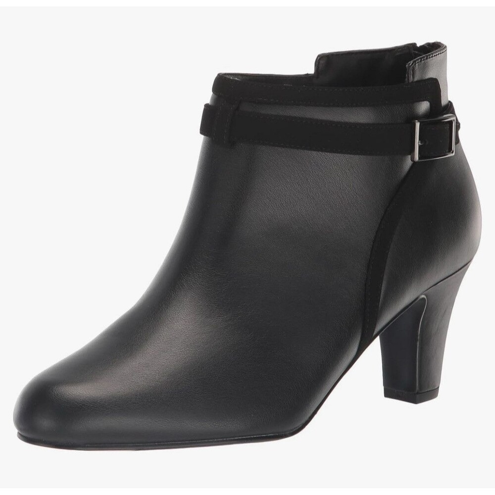 Easy‎ Street Women’s Raina Black Slip On Booties Shoes 7 Wide BHFO 31-9651